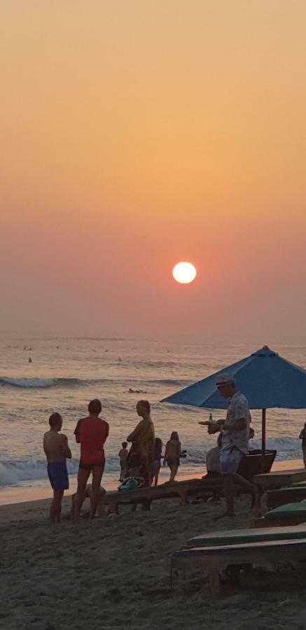 Sun Homestay Canggu ภายนอก รูปภาพ