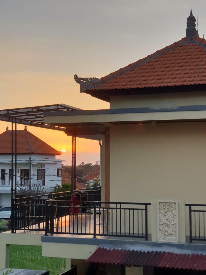 Sun Homestay Canggu ภายนอก รูปภาพ