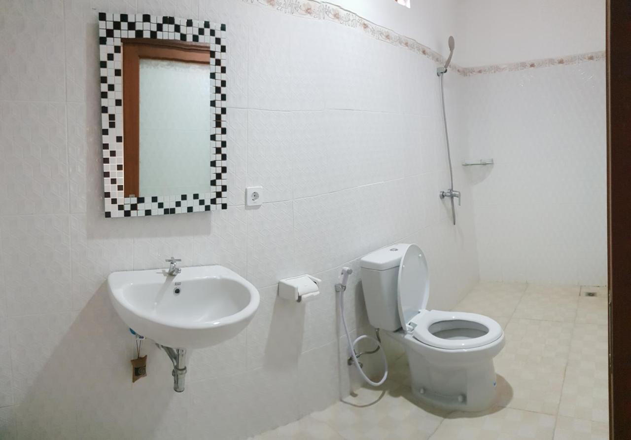 Sun Homestay Canggu ภายนอก รูปภาพ